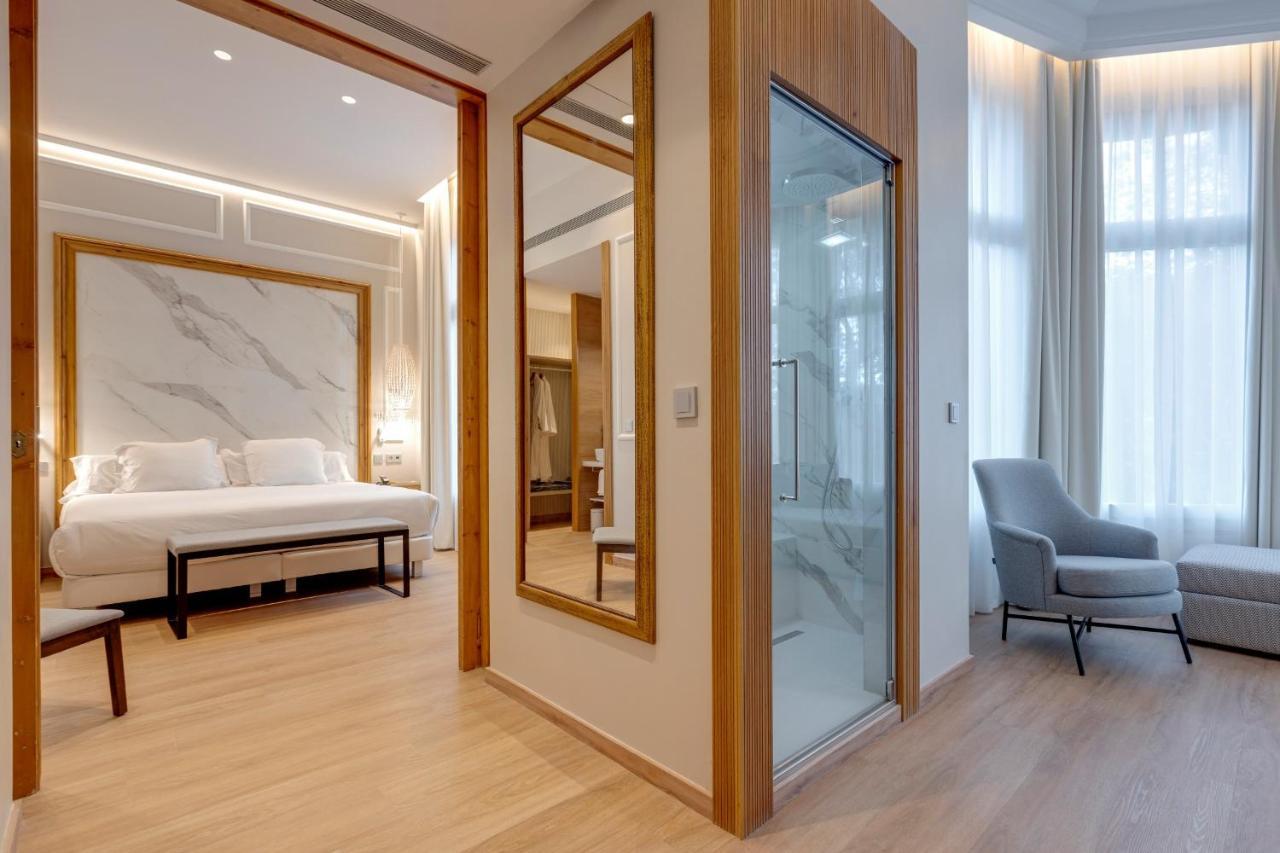 Hotel Boutique Mirlo Barcelona Exterior foto A suite at the hotel